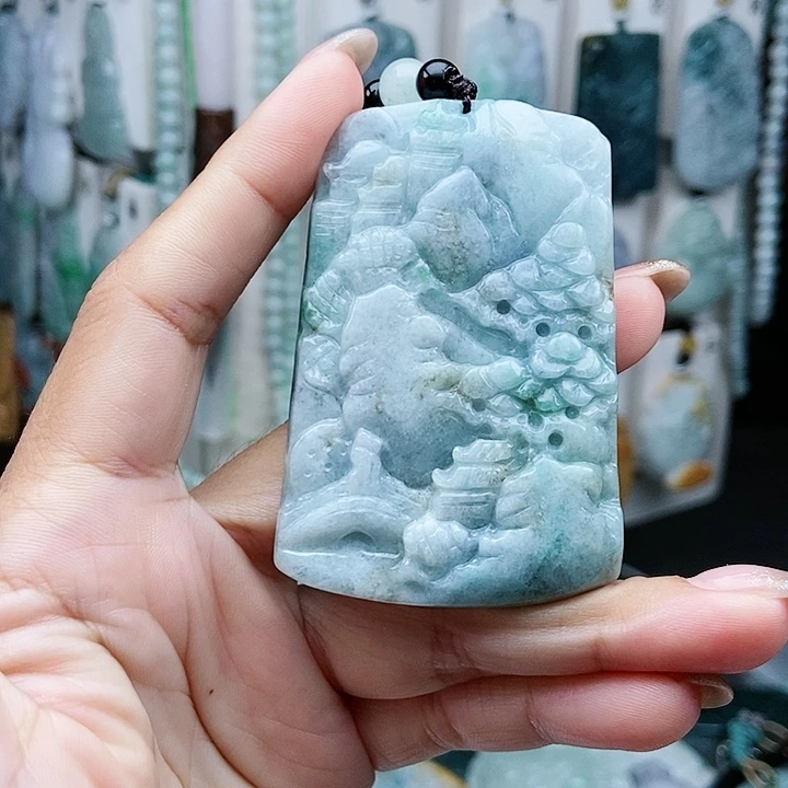 翡翠未镶嵌颈饰翡翠