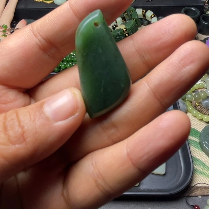 1***8和田玉未镶嵌珠宝奇石