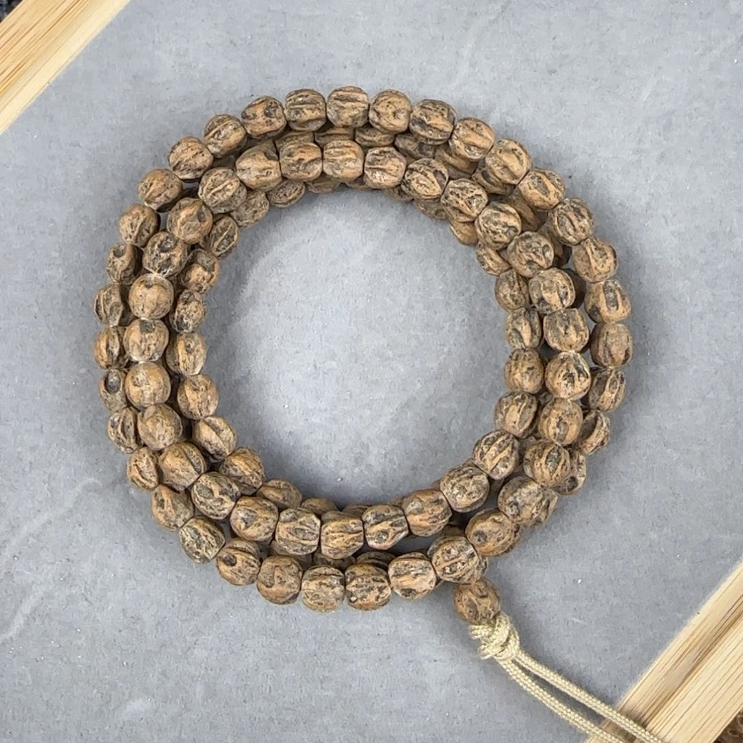 柏香籽/百香籽吊坠一**尘