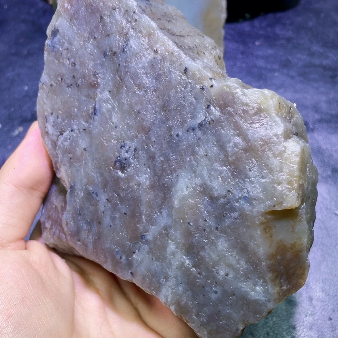 和田玉未镶嵌珠宝半成品