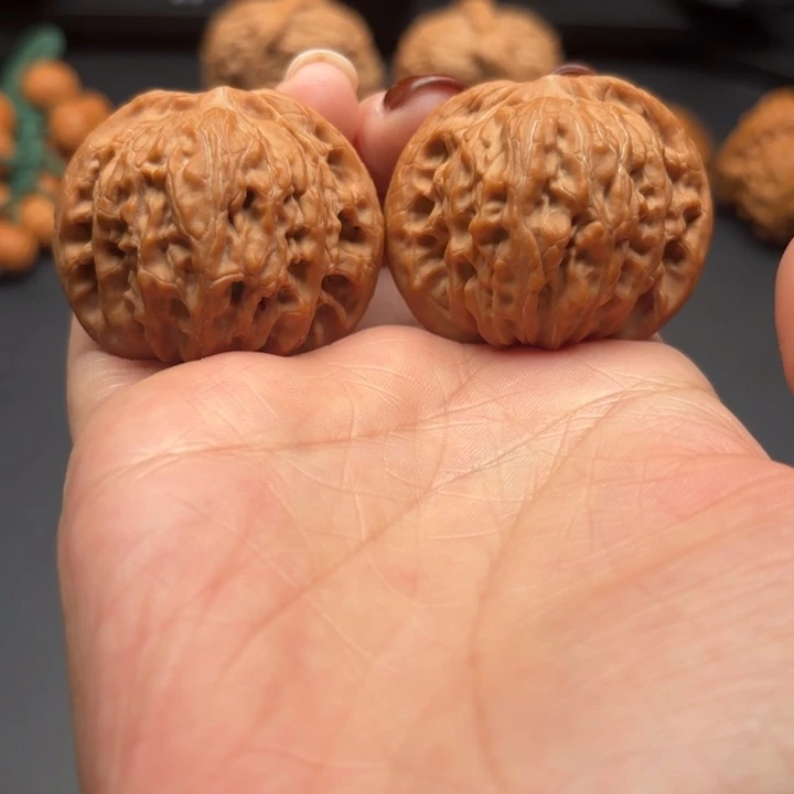 核桃41尺红皮磨盘