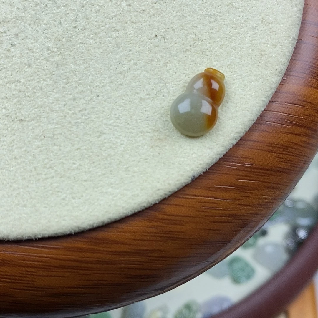 翡翠戒指未镶嵌 洒金葫芦精品