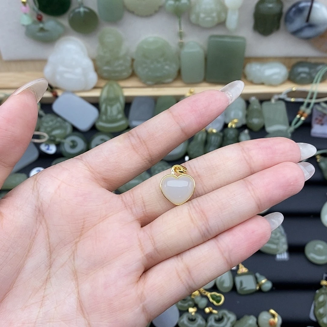 和田玉银S925镶嵌吊坠(赠链)