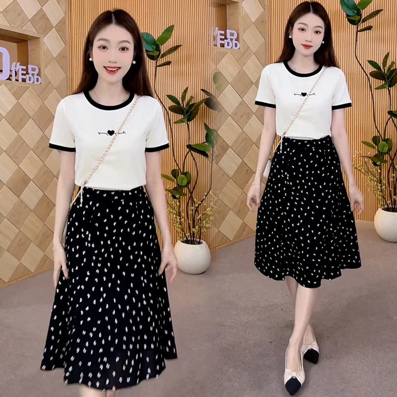 时尚简约套装女2025年夏季新款洋气减龄休闲短袖t恤半身裙两件套