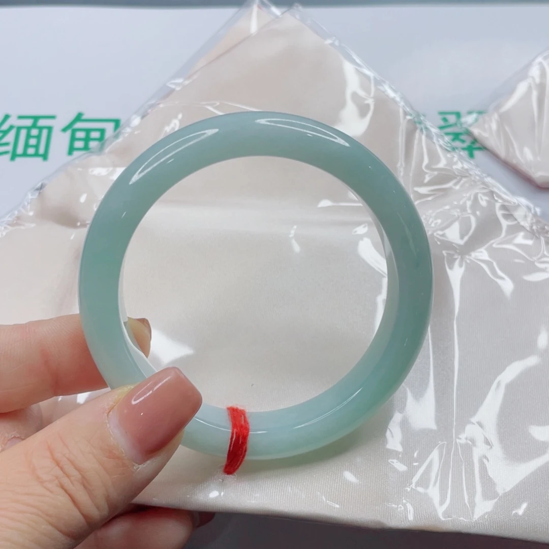 未镶嵌手镯翡翠无****肉