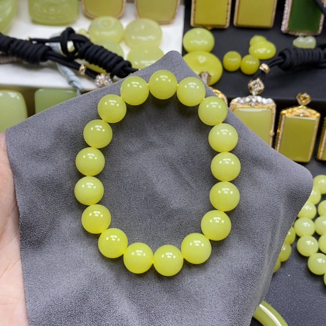 映***佳和田玉（黄玉）未镶嵌手串