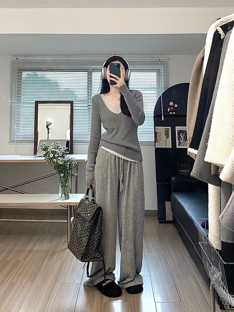 浅灰色慵懒感糯米卫裤女秋季新款胖mm宽松显瘦垂感直筒运动休闲裤