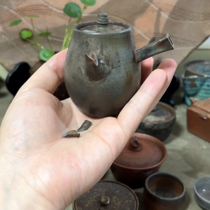 会***马瓷片备前。     侧把