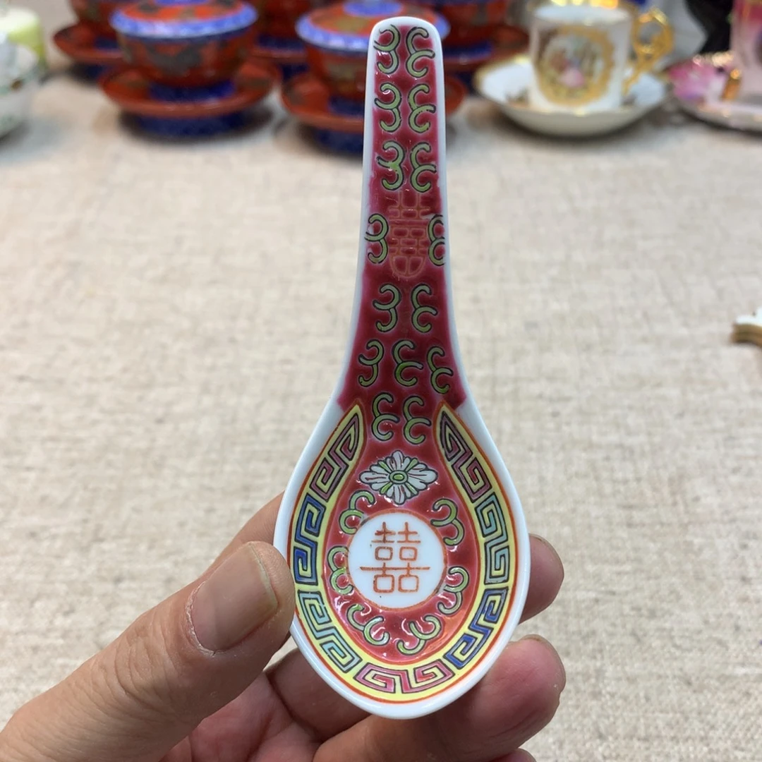 金瓷阁家的美丽瓷器