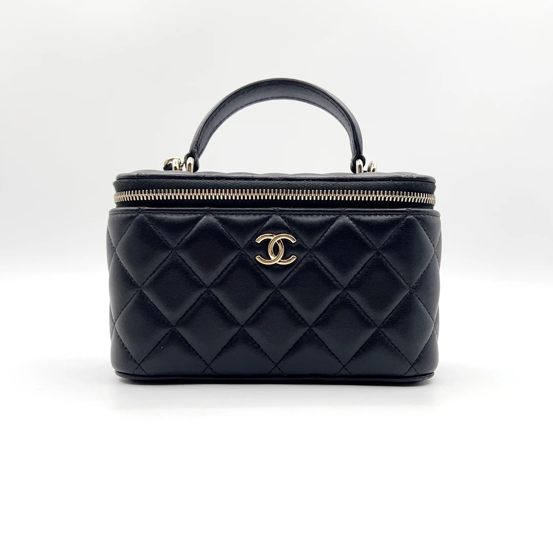 99新 Chanel/香奈儿 手柄化妆包 黑金羊皮 新芯片 AC6L