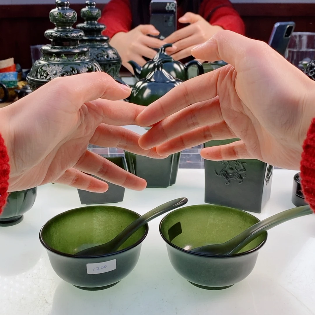 和田玉（青玉）摆件未镶嵌昆***茶