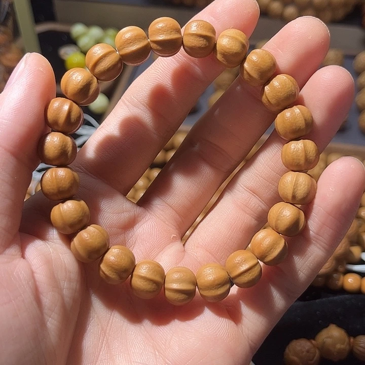 猴头核桃吊坠旺****汪11橘皮四花鲨鱼