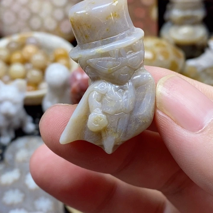 硅化珊瑚（珊瑚玉）颈饰未镶嵌有瑕特价小吊坠
