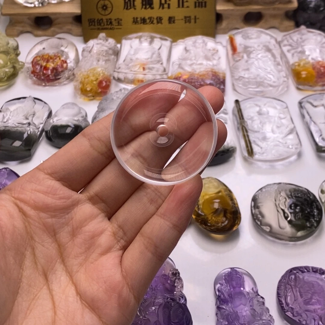 沅***鸡颈饰未镶嵌水晶定制