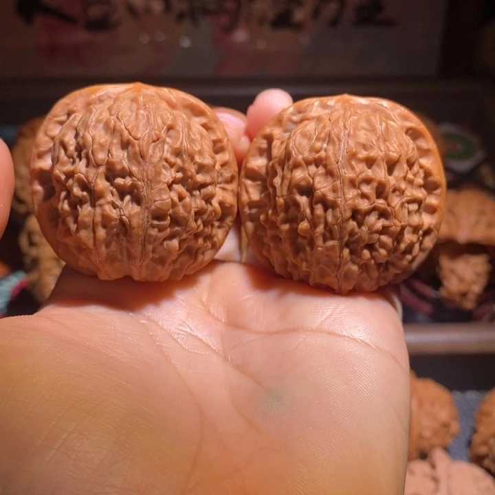 文玩核桃吊坠41.5金麒麟