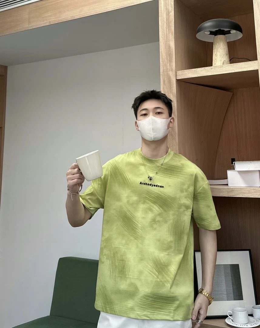 2025夏季男士潮T酷帅风