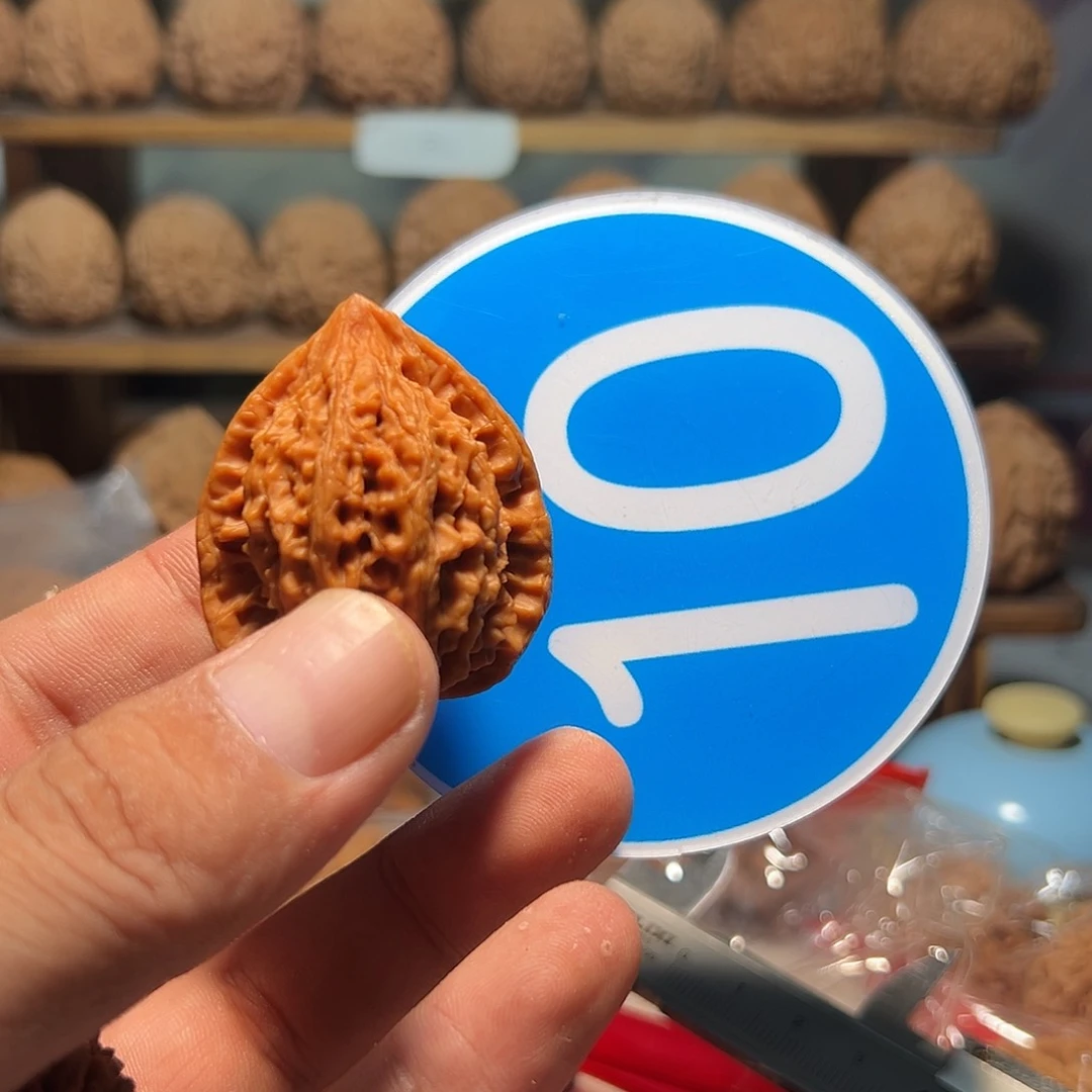 K***.文玩核桃，蓝色10号