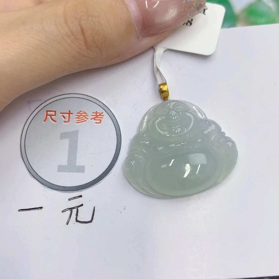 翡翠18K金镶嵌颈饰翡翠