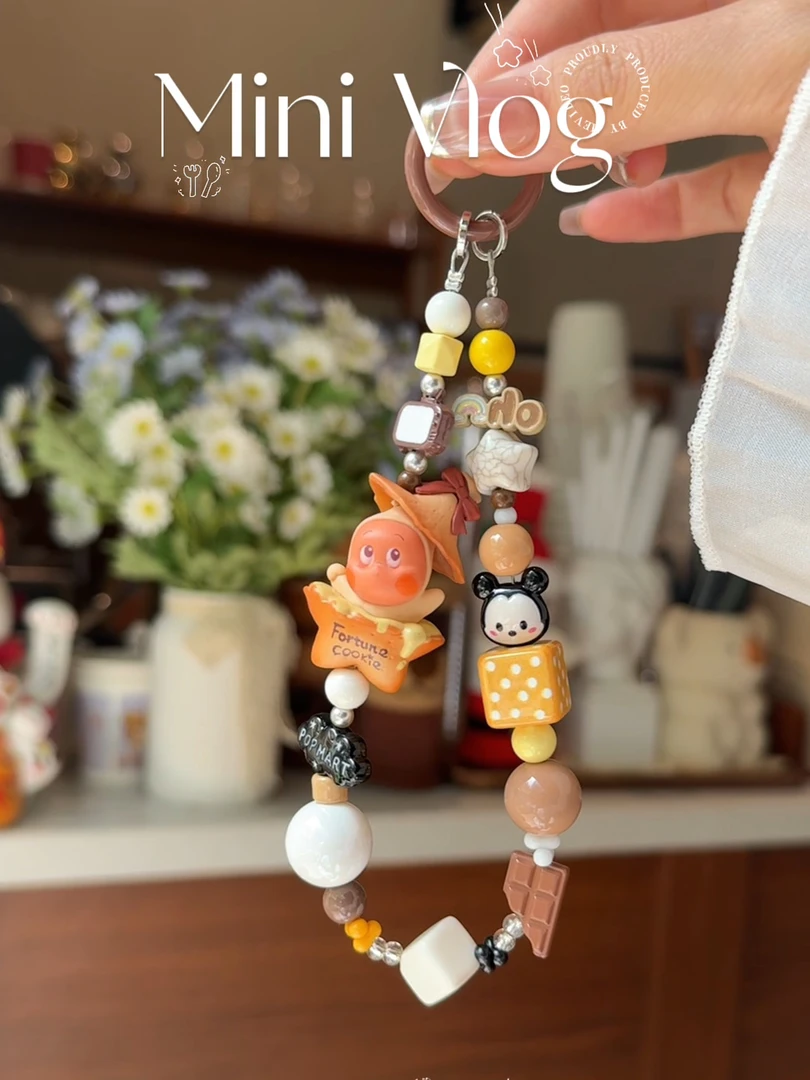 【改娃】饼干星星人潮玩手机壳挂件DIY饰品挂饰创意可爱手机链