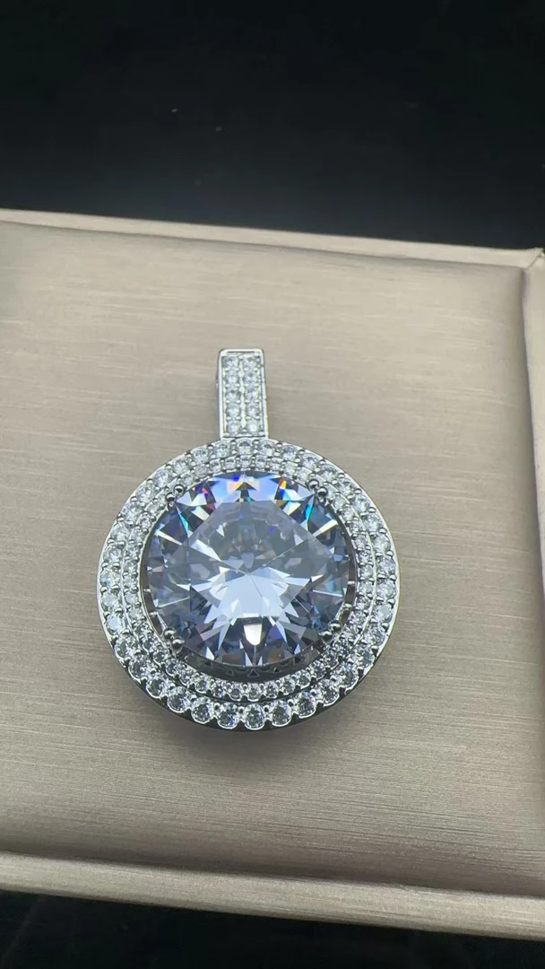 吊坠 高端定制，经其百搭设计色彩缤纷精美绝伦