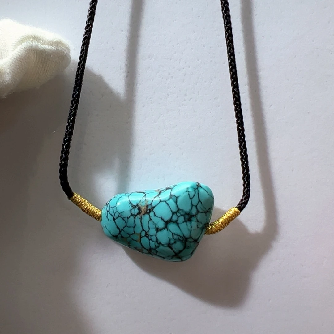 绿松石未镶嵌挂件