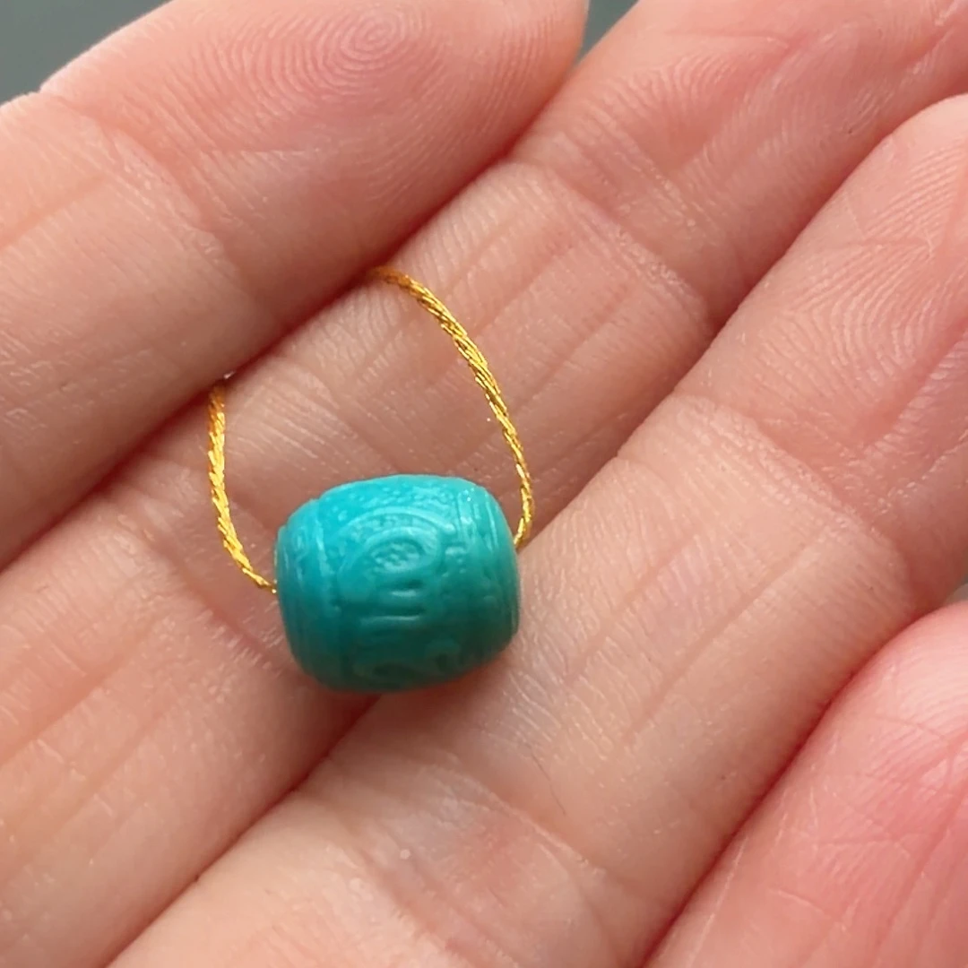 绿松石未镶嵌颈饰