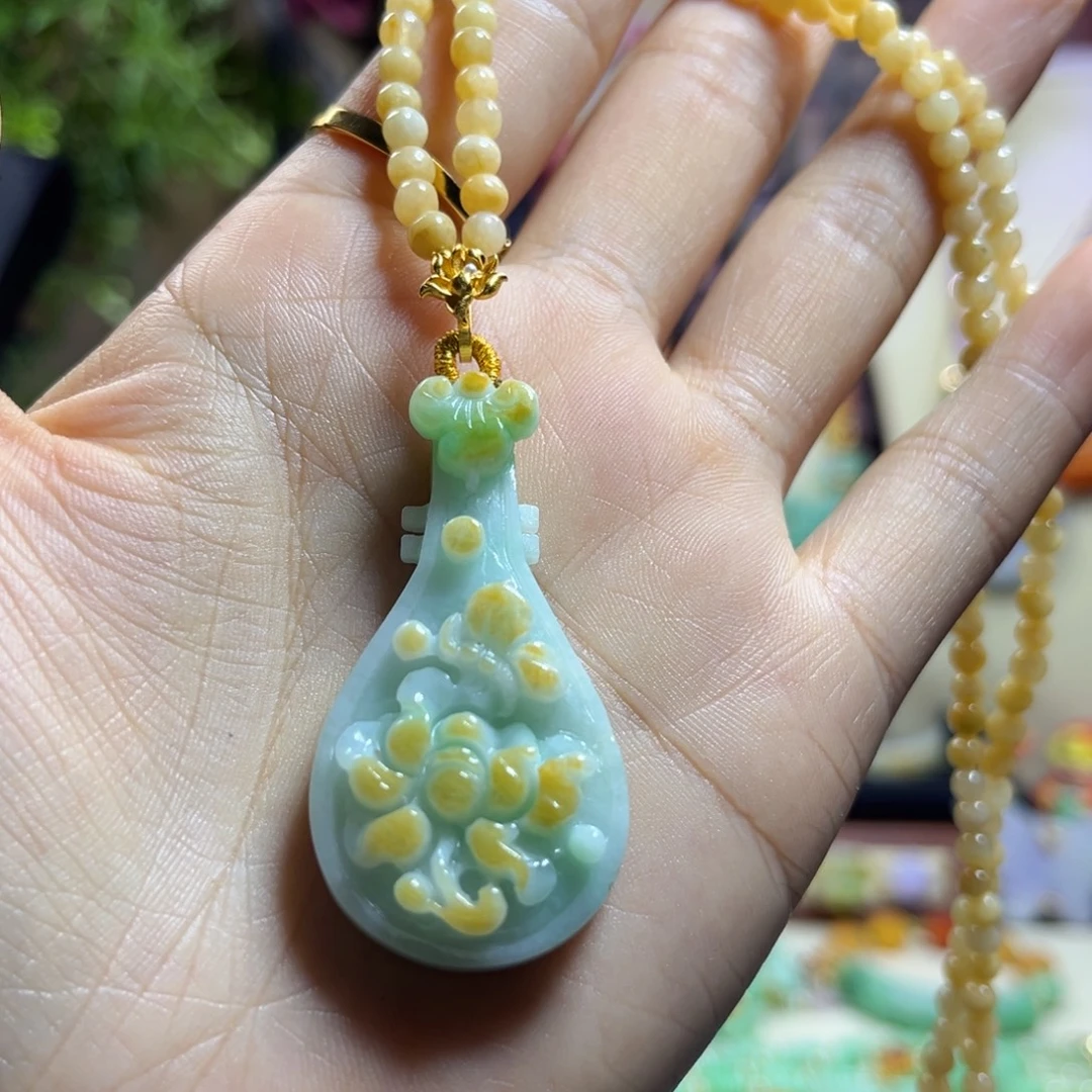 翡翠未镶嵌颈饰天然翡翠