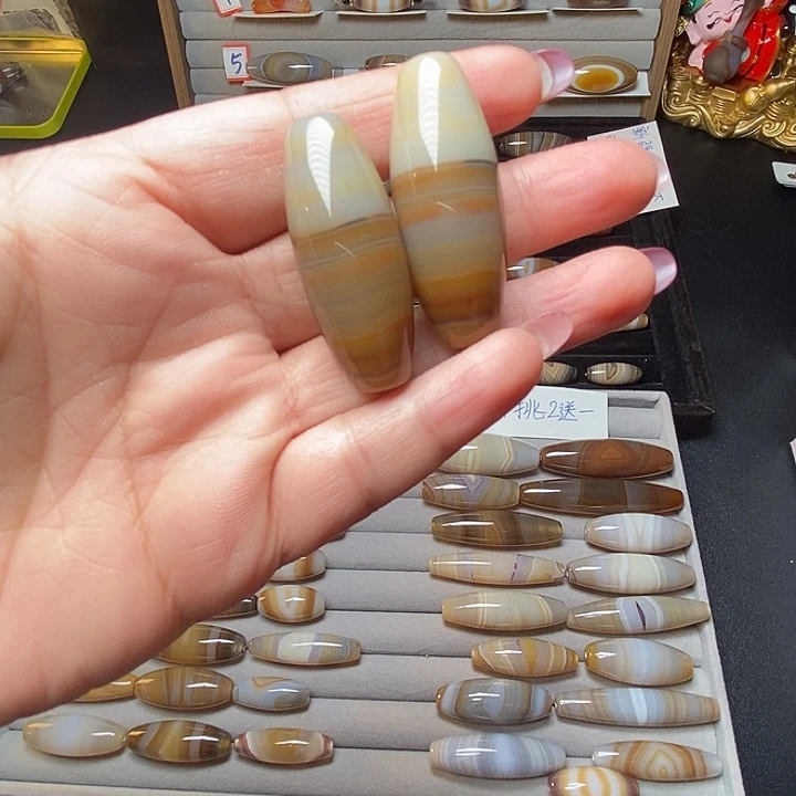 玛瑙/玉髓未镶嵌颈饰