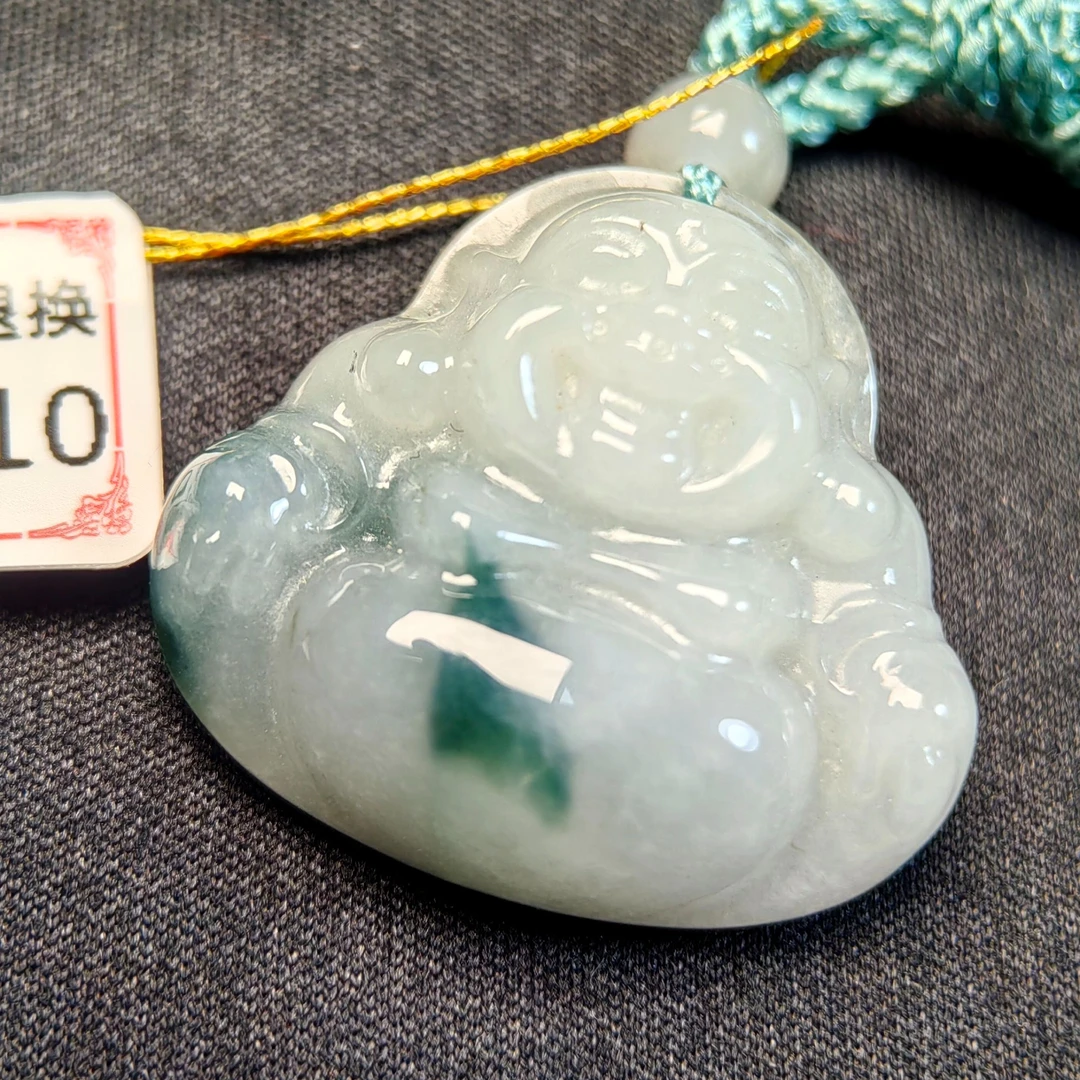 翡翠A货飘绿花佛公尺寸27.7*25.8*7.8mm