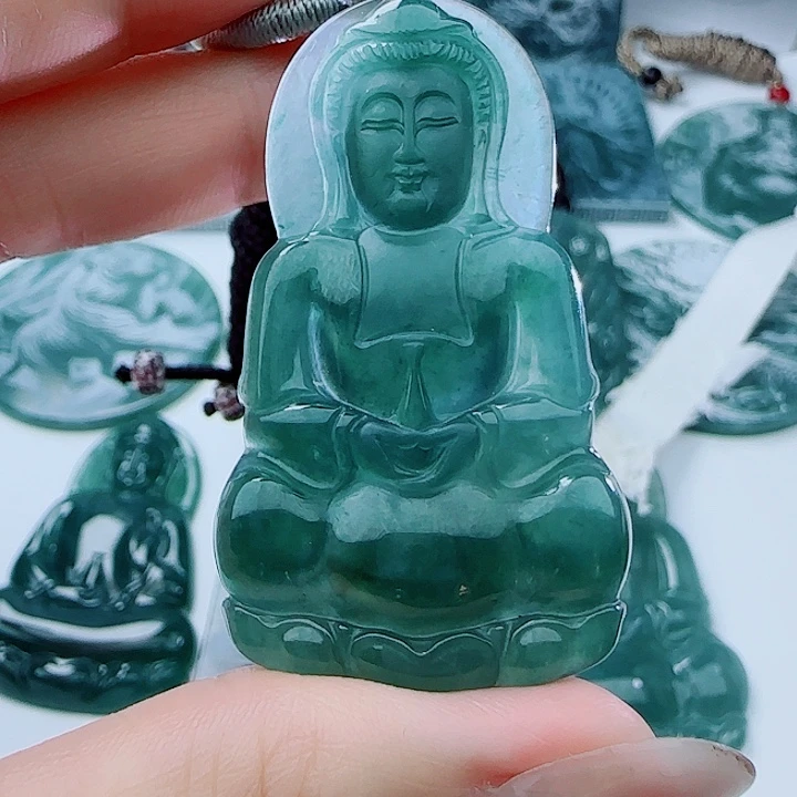 翡翠未镶嵌颈饰  多样性发货天然的A货翡翠