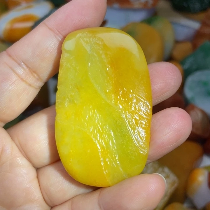 翡翠未镶嵌挂件缅甸翡翠