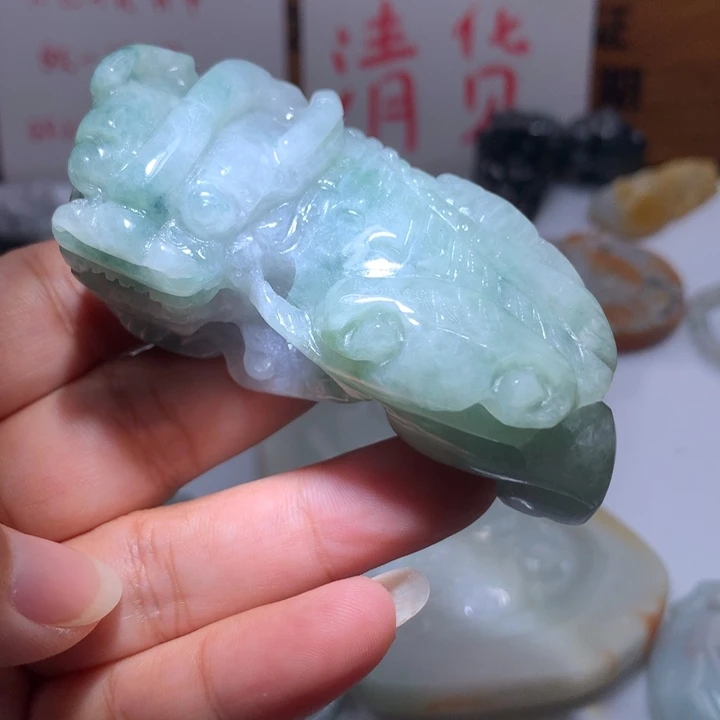 翡翠未镶嵌颈饰保真天然A货翡翠