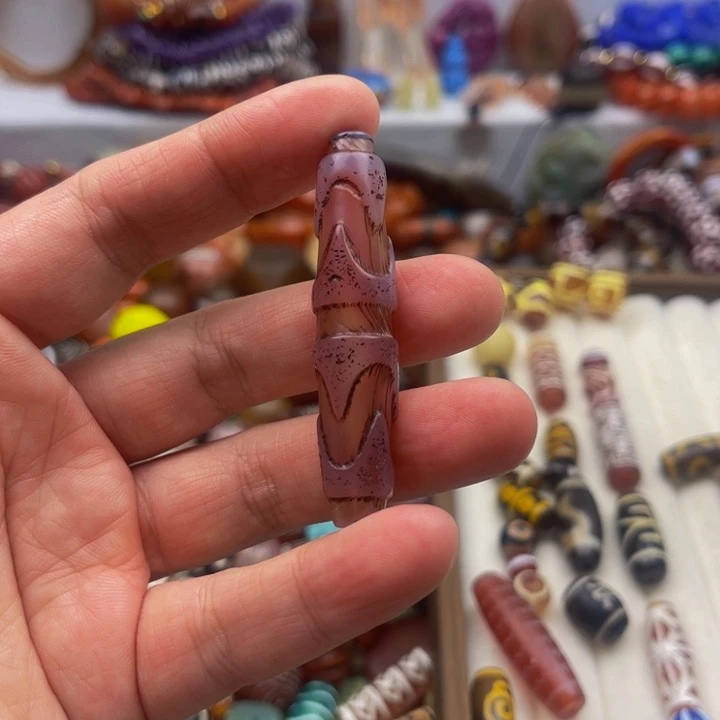 合金颈饰玛瑙/玉髓