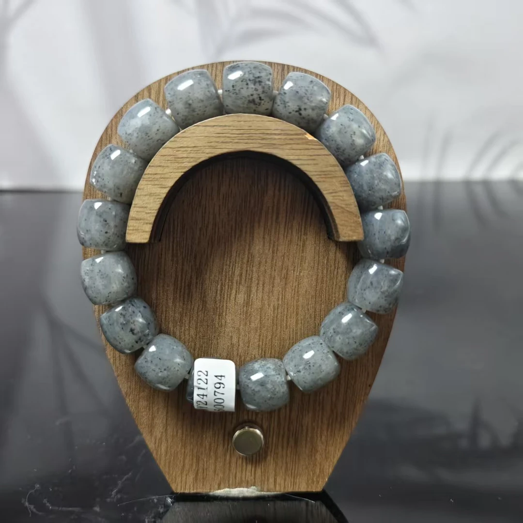 V和田玉点墨青花桶珠手串（卡12）0794