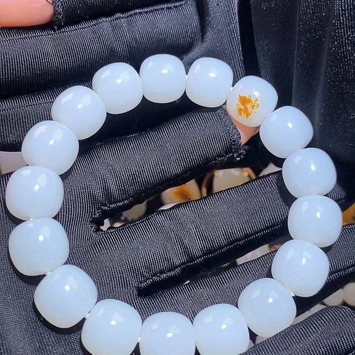 和田玉套链未镶嵌西**越