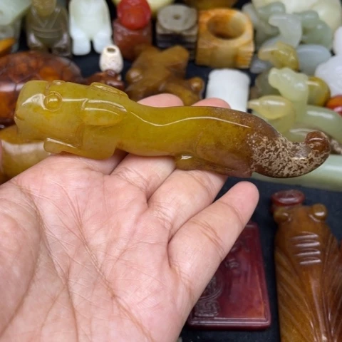 蛇纹石玉未镶嵌颈饰14