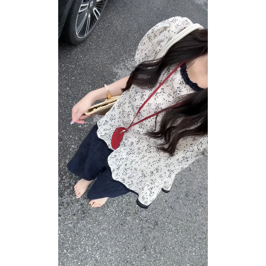 韩系撞色圆领套头复古小碎花短袖衬衣女夏新款泡泡袖百搭显瘦上衣