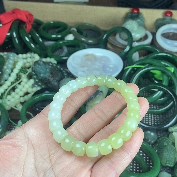 和田玉未镶嵌手链