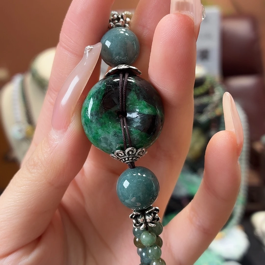 翡翠未镶嵌耳饰手串