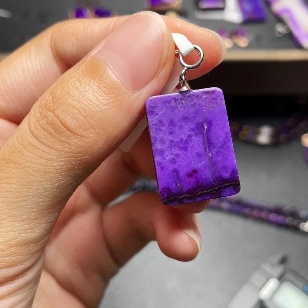 银S925镶嵌苏纪石（舒俱来）吊坠