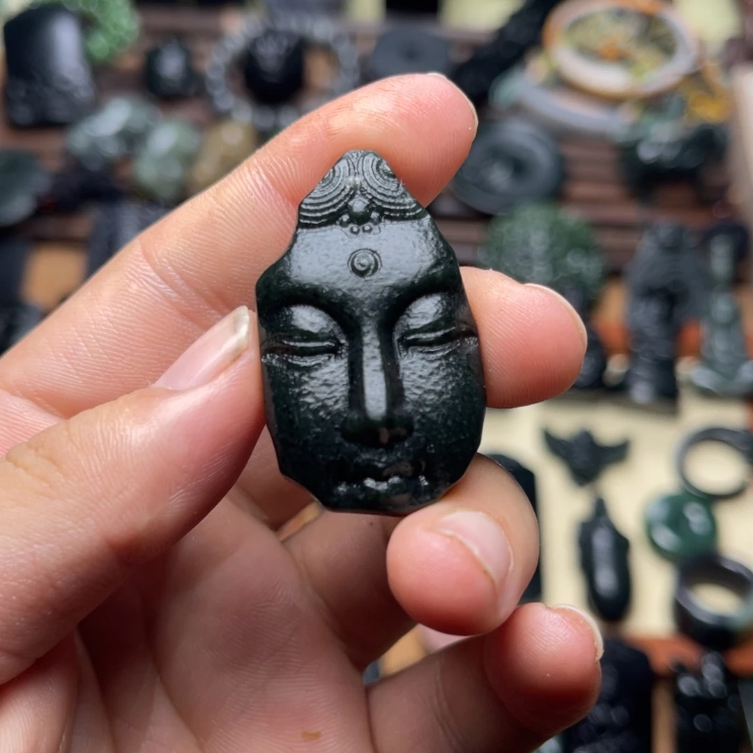 和田玉未镶嵌挂件