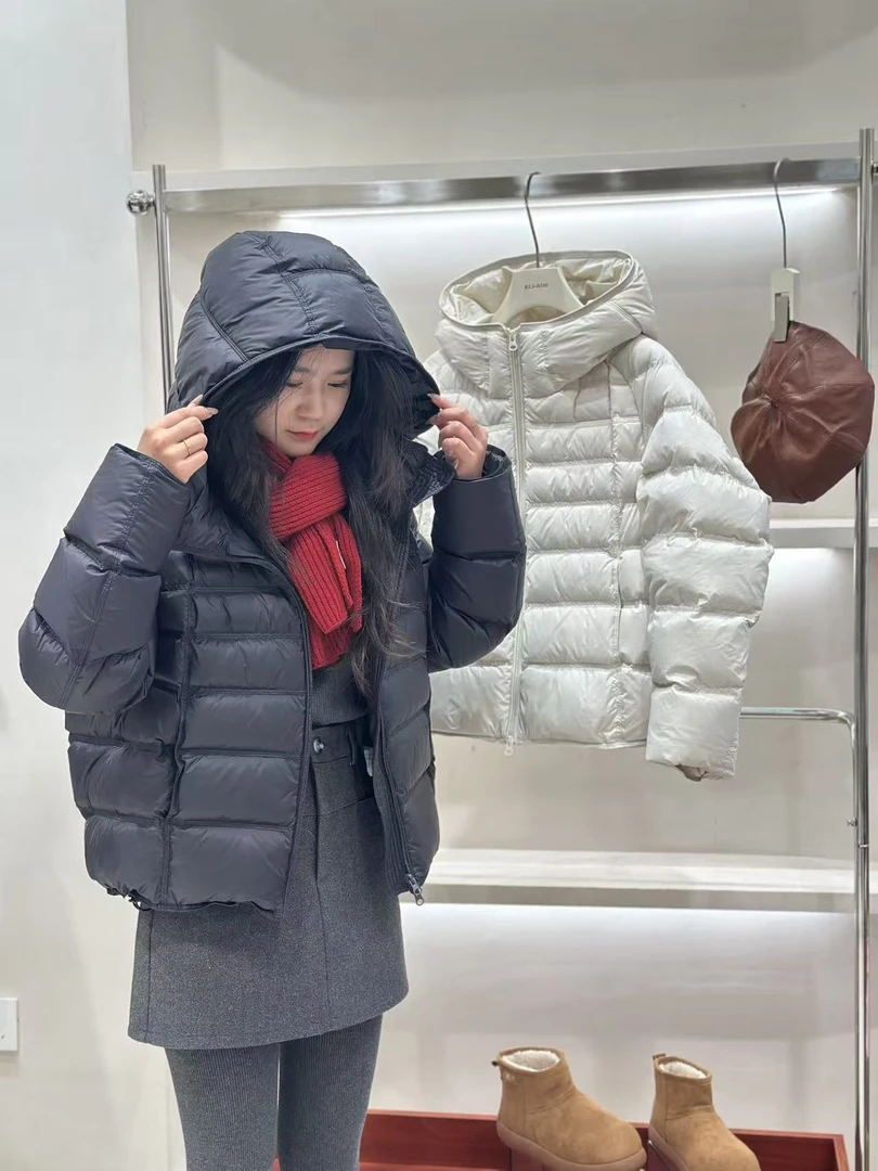 香港一诺【8711美人肩】女款羽绒服90%白鸭绒 质保三年 出绒换新