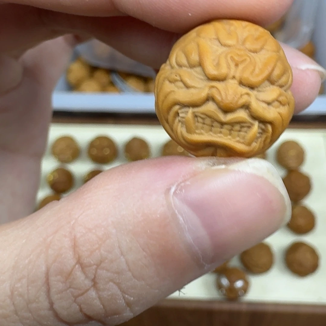 吊坠猴头核桃龙纹恶僧