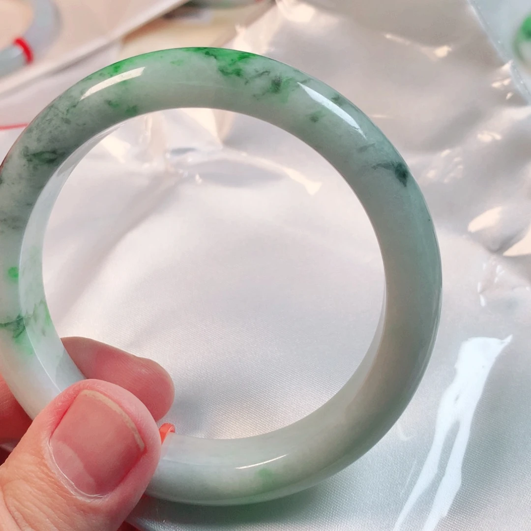 翡翠手镯未镶嵌翡翠手镯61