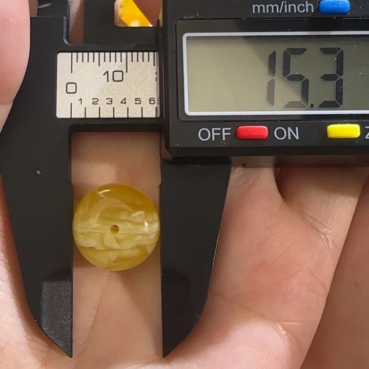 未镶嵌琥珀裸石小扣子