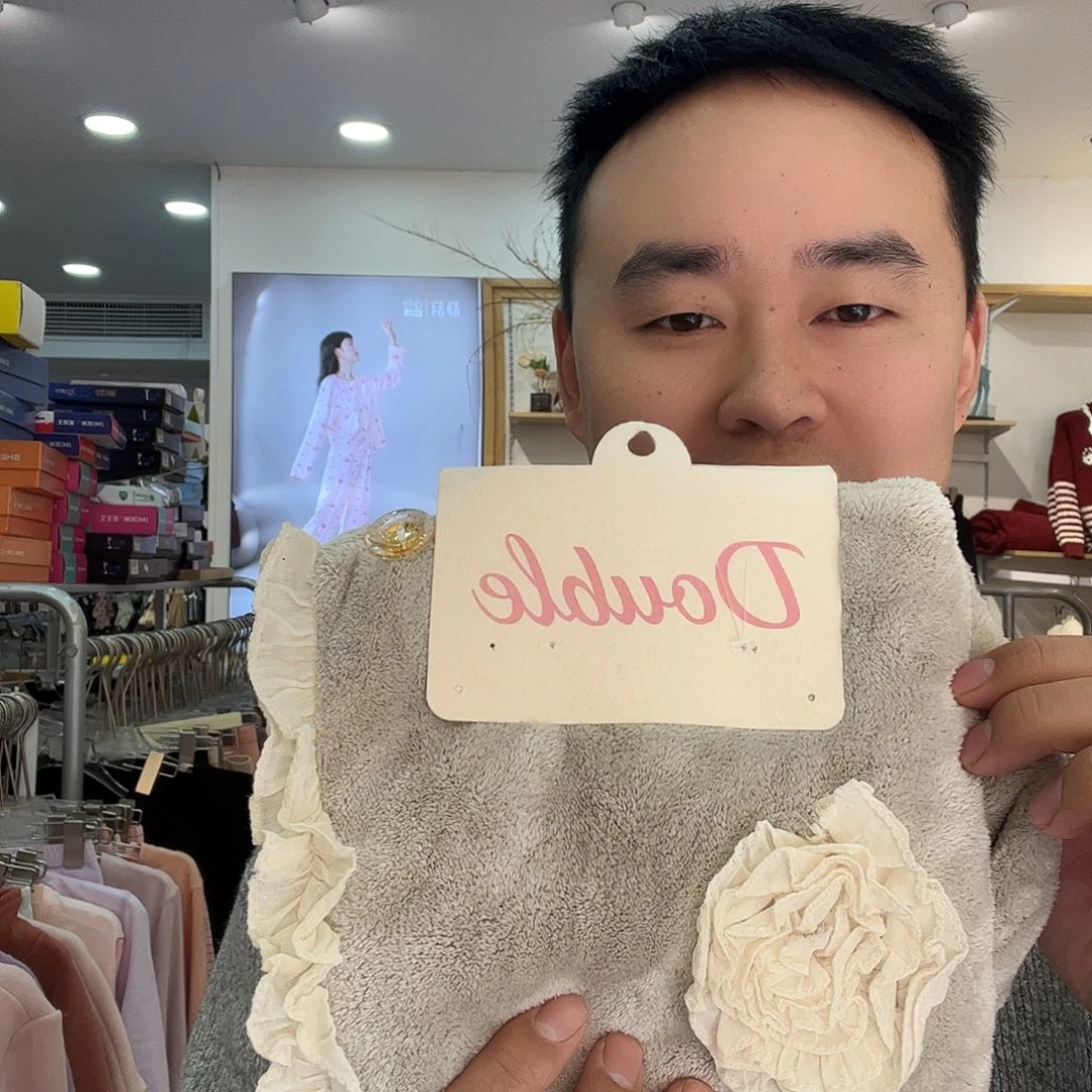 七月男友和平结婚吧