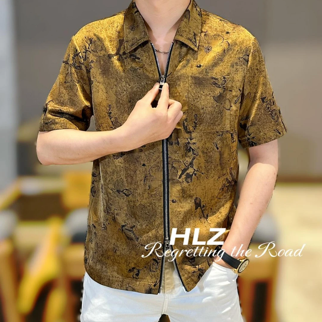 2025夏季新款修身男士时尚翻领贡缎花朵印花双拉链短袖衬衫