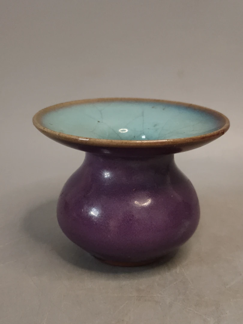 钧窑渣斗，口直径8.8cm，高6.6cm，老钧瓷，旧藏，喜欢的来创意窑变釉