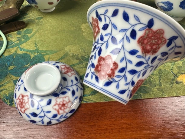 景德镇青花釉里经典缠枝莲两财盖碗