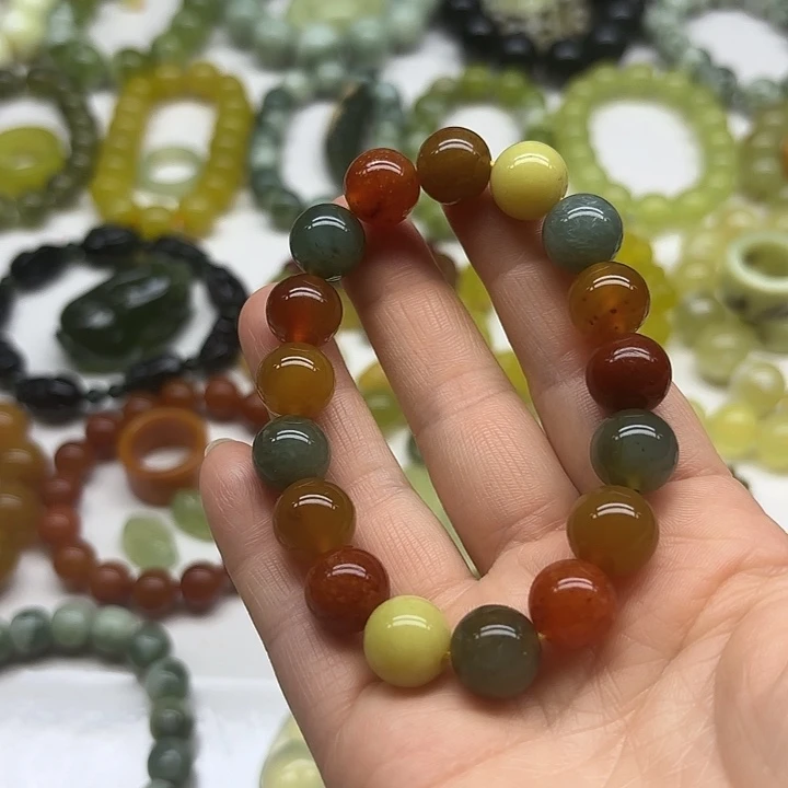蛇纹石玉手串未镶嵌